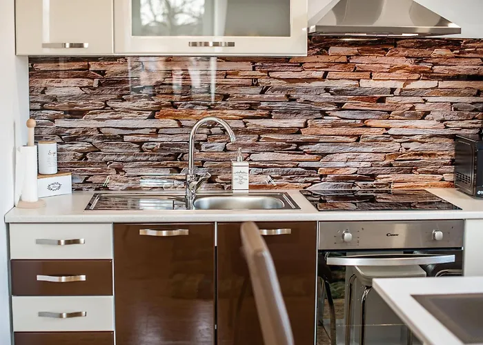 Modern And Vibrant Apartment