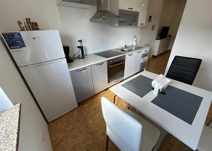 Apartment Modern And Vibrant